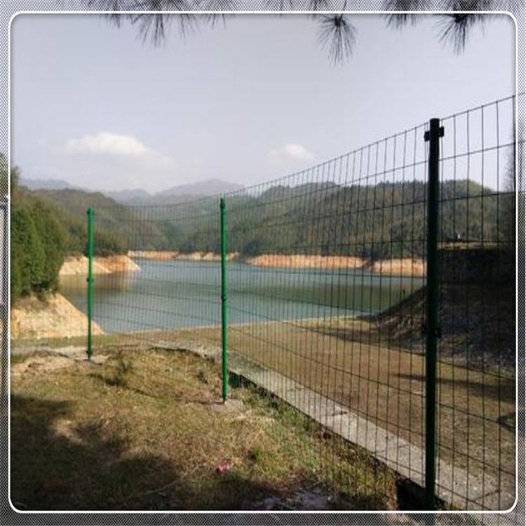 河道兩側隔離網