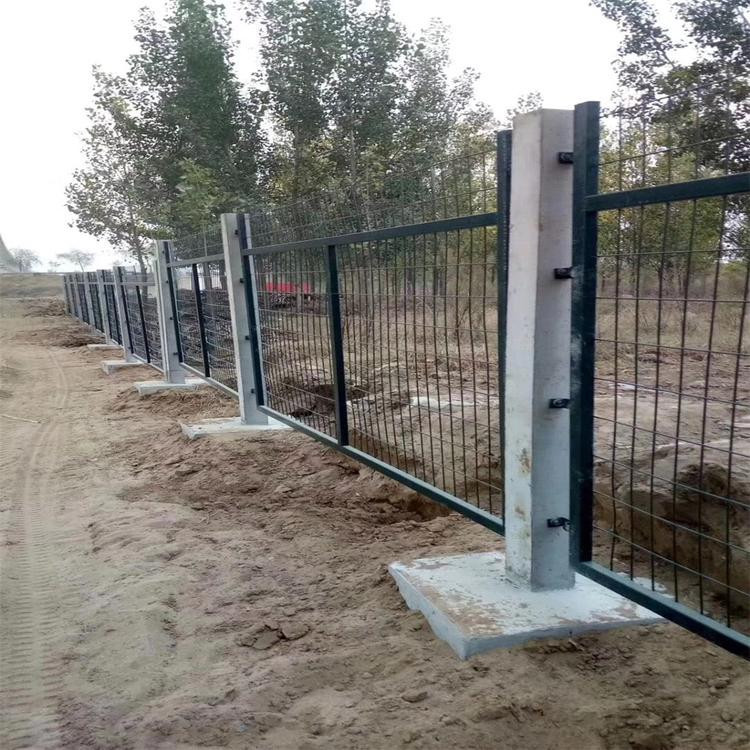 高速鐵路橋下防護柵欄圖片4