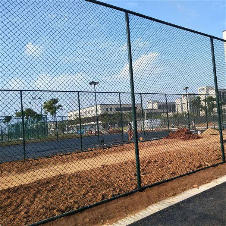 體育訓(xùn)練場(chǎng)地護(hù)欄網(wǎng)圖片4 體育訓(xùn)練場(chǎng)地護(hù)欄網(wǎng)圖片4