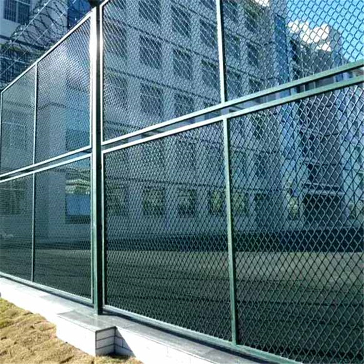 警戒區(qū)域鋼網(wǎng)墻圖片2 警戒區(qū)域鋼網(wǎng)墻圖片2